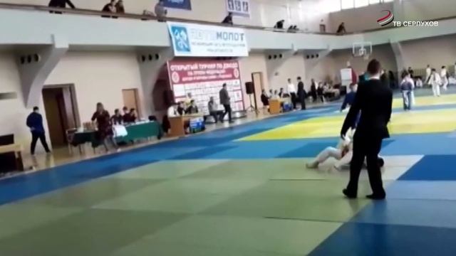 Серпуховичи успешно выступили на соревнованиях по дзюдо в Подольске смотреть онлайн