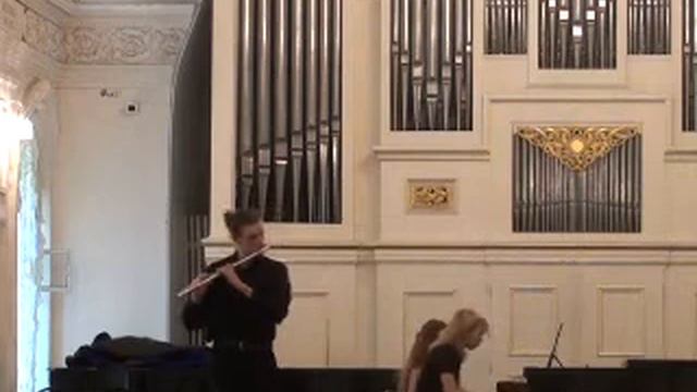 A.Khachaturian-Violin Concerto. A.Gagarinov-Flute. 3 mvt..flv смотреть онлайн