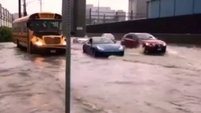 Flood; Southern connecticut heavy rain fall ; flood ; 6 inches rain ; school delayed ; new York; us смотреть онлайн