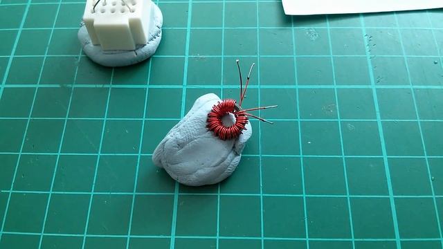 Julian's Joule Thief Experiments смотреть онлайн