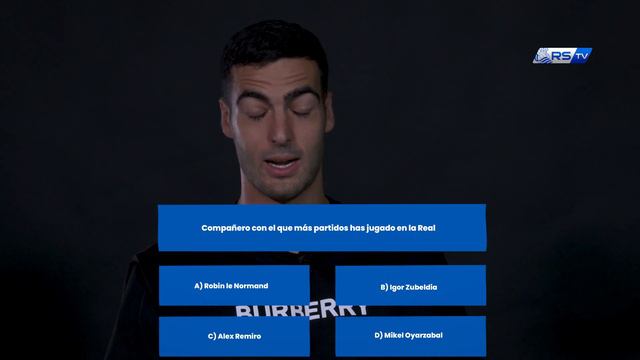 EL TEST DE MIKEL MERINO | ¿Contra qué equipo marcó su primer gol de txuri urdin? | Real Sociedad смотреть онлайн