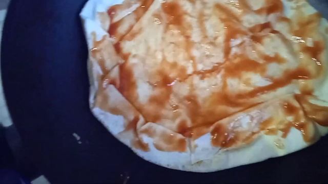 ПРИГОТОВИЛ ПИЦЦУ БЕЗ ДУХОВКИ смотреть онлайн