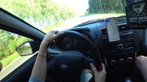девушка на LADA GRANTA от ПЕРВОГО ЛИЦА