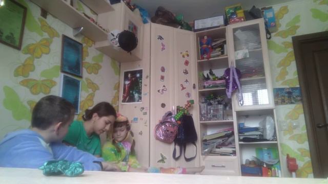 Играем в настольную игру. смотреть онлайн