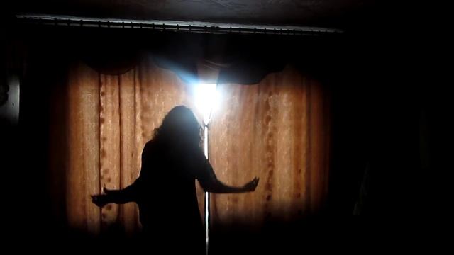 Оч.Крутой Танец.Скрипка и басы.