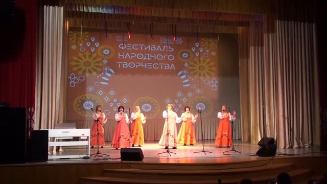 Вокальная группа "Рябинушка" Руководитель Т.Г. Сапронова. КСДЦ села Саввинская Слобода смотреть онлайн