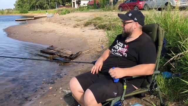 Пара часов фидера на Неве. Тест петличного микрофона. смотреть онлайн