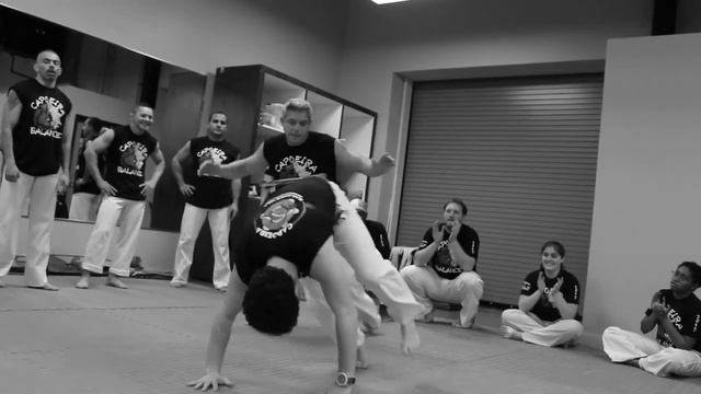 UConn Capoeira Club смотреть онлайн