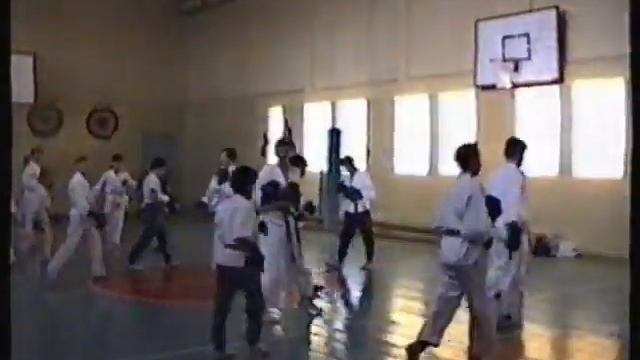 Спорт клуб ЗОМБИР тренировка по таеквондо ИТФ смотреть онлайн