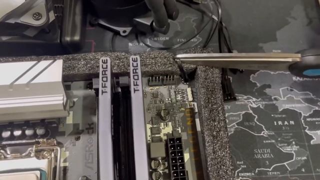 อัพเกรดคอมใหม่ สเปคกลางๆ by SafeTyz смотреть онлайн