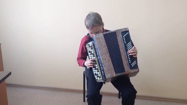 IMG 0458 Андрей Мелешков р.н.п."Как под горкой, под горой" обр.А.Сударикова Ухоловская ДШИ смотреть онлайн