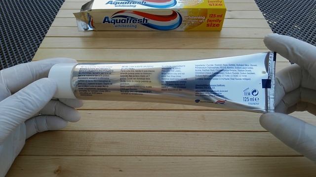 The Toothpaste People 01: Aquafresh - whitening + complete care смотреть онлайн