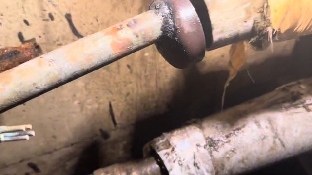 Сварщик. Замена кусок трубы ГВС. Москва. Преображенская площадь смотреть онлайн