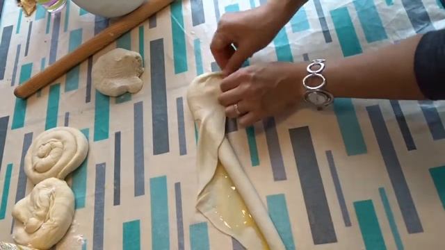 мясной пирог из слоеного дрожжевого теста смотреть онлайн