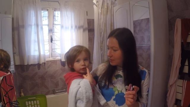 #314 Сходила на 50 оттенков Игра в прятки Почему я кучерявая, французские будни семьи Френо. смотреть онлайн