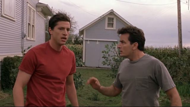 Очень страшное кино 4 Место для атаки смотреть онлайн