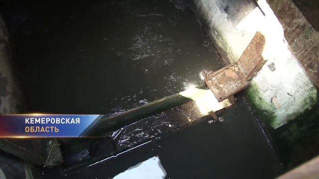 Коттеджный поселок и детский лагерь в Кемеровском районе едва не остались без питьевой воды смотреть онлайн
