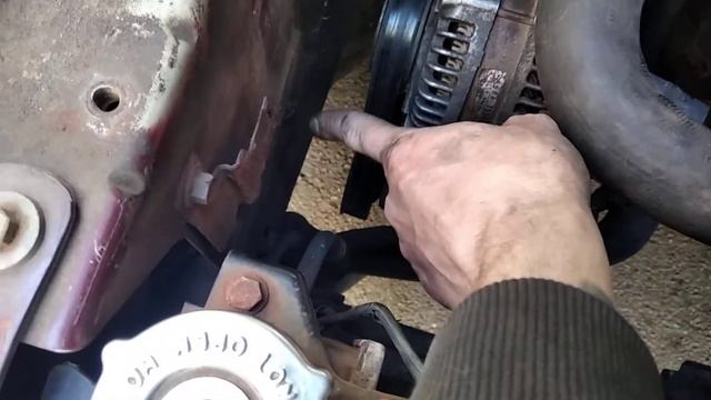 Установка ремня генератора после замены Крайслер Вояджер 4 2.4л/Chrysler Voyager 4 2.4l смотреть онлайн