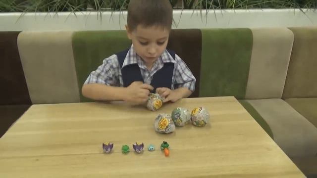 Энгри бердз. Распаковка яиц от Чупа Чупс. Angry birds. Unboxing eggs from Chupa Chups. смотреть онлайн