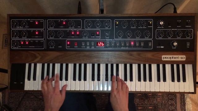 PROPHET-10 REV4 Synthesizer - Sound Demo - Vintage old school custom patches, Sequential reissue смотреть онлайн