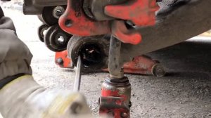 Замена сайлентблоков задней подвески на AUDI A4 B6-B7