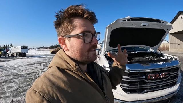 GMC Sierra 1500 3.0 Duramax Diesel **HEAVY DIESEL Mechanic Reviews** | How Does It Drives?