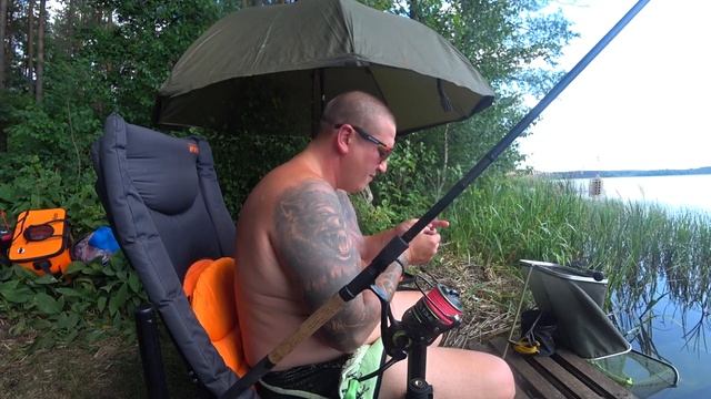 ИЮНЬ НА РЫБАЛКУ ПЛЮНЬ|| Я ЖДАЛ ЕГО ВСЮ НОЧЬ..||РЫБАЛКА НА ФИДЕР смотреть онлайн