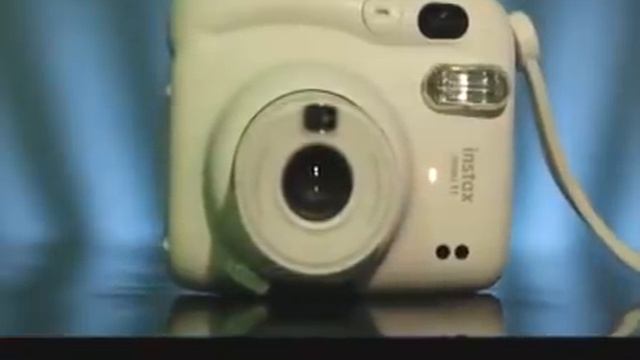 Click, Print, and Go With the Instax Mini 11 смотреть онлайн