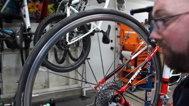 CO2 Inflator & Mini Pump Combined