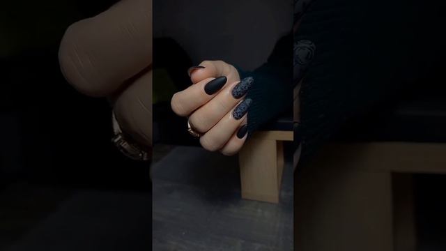 Если день был не ваш,всегда можно смело присвоить себе вечер🤍✨️#допосле #гельлак #длинныеногти #иде смотреть онлайн