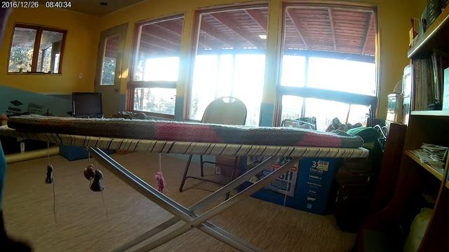 Ironing Board and Bobbins смотреть онлайн