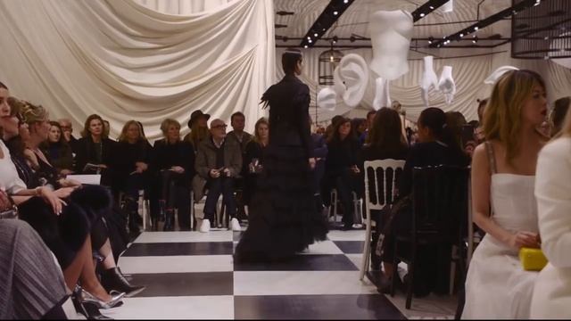 Christian Dior Haute Couture Spring/Summer 2018 смотреть онлайн