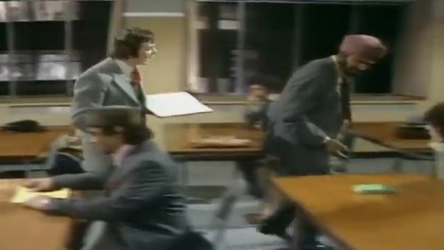 Mind Your Language Season 1 Episode 1   The First Lesson HD