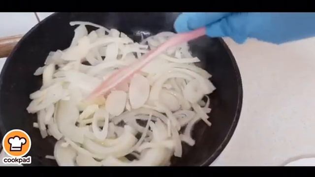 Курица в духовке с сыром и грибами под йогуртовым соусом смотреть онлайн