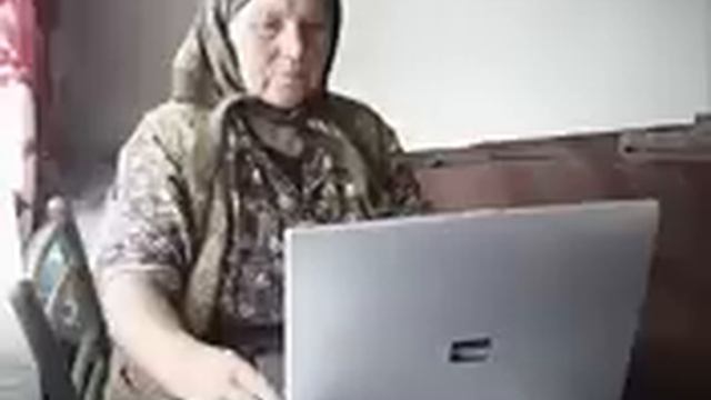 Розыгрыш бабушки, по телефону!!! СМОТРЕТЬ ДО КОНЦА!!! ставьте палец вверх!!!)) смотреть онлайн