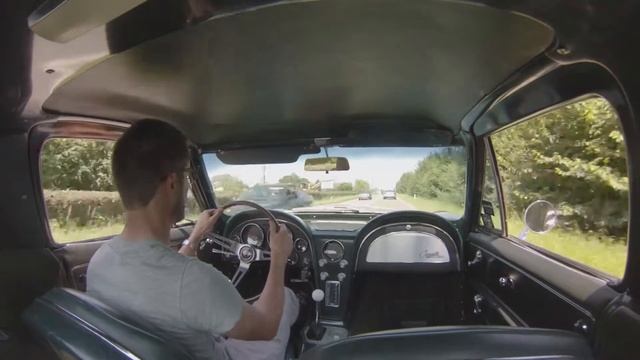 1965 Chevrolet Corvette C2 coupe test drive смотреть онлайн