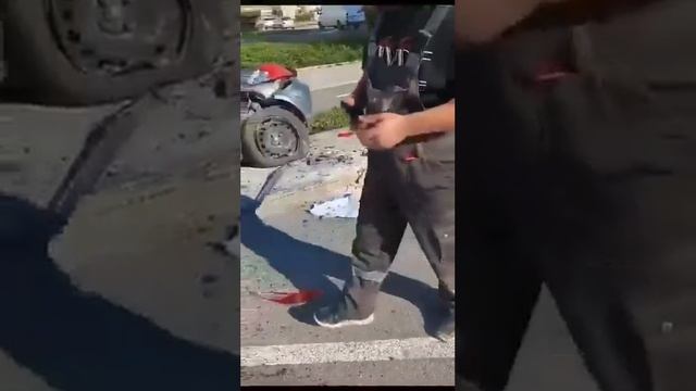 Я так и не понял ,смеяться или плакать ?Экскаватор наехал на машину!!! смотреть онлайн