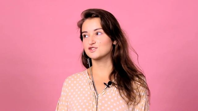 100 ЧЕЛОВЕК РАССКАЗЫВАЮТ КЕМ ОНИ РАБОТАЮТ И СКОЛЬКО ЗАРАБАТЫВАЮТ / СКОЛЬКО ТЫ ЗАРАБАТЫВАЕШЬ? смотреть онлайн