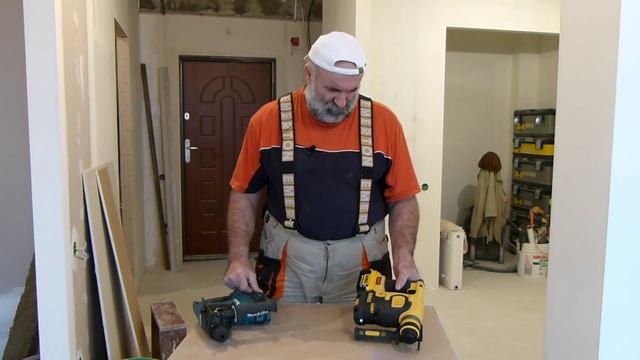 Аккумуляторные перфораторы! Makita vs DeWalt...1-я часть. смотреть онлайн