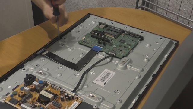 ремонт подсветки телевизора samsung ue32f4000 смотреть онлайн