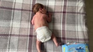 Подгузники на попе малыша! Huggies, Dada, Rascal, Next, Royal , Goo.N, Pampers, Slipers, Pillo