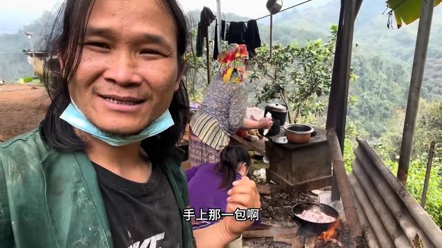 看看中越两国农民工在一起工作是怎么交际的 смотреть онлайн