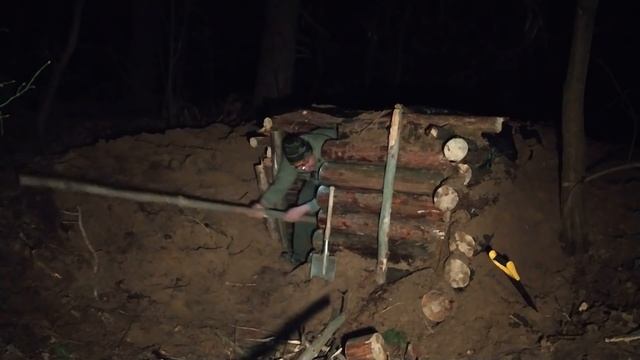 ЗЕМЛЯНКА СВОИМИ РУКАМИ ЗА 24 ЧАСА | СТРОЮ ЗЕМЛЯНКУ ОДИН | ЗЕМЛЯНАЯ САМОДЕЛЬНАЯ ПЕЧКА ▲ Bushcraft смотреть онлайн