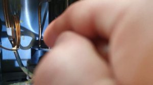 Почему шумит-трещит холодильник LG. Как устранить шум своими руками.