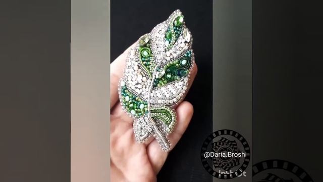 Брошь Перо смотреть онлайн
