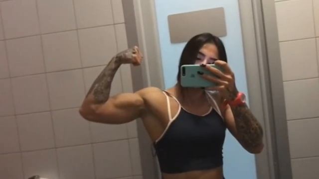 Немного моих танцев и бицепса для вас|Some Of My Dances And Biceps For You