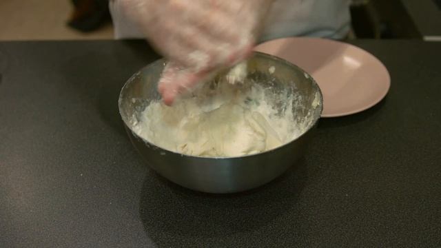 Конфеты из сухого молока | Рецепт вкусных домашних конфет за 5 минут смотреть онлайн