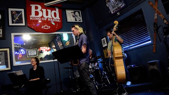 Will Brinkert Quartet, 'Manha de Carnaval,' Steve Snyder's Club Tac Jazz Sunday, Feb. 25, 2024, смотреть онлайн
