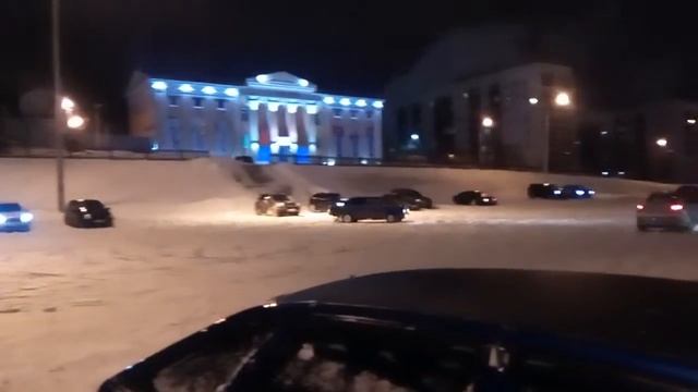 Москвич 9 дрифтует смотреть онлайн