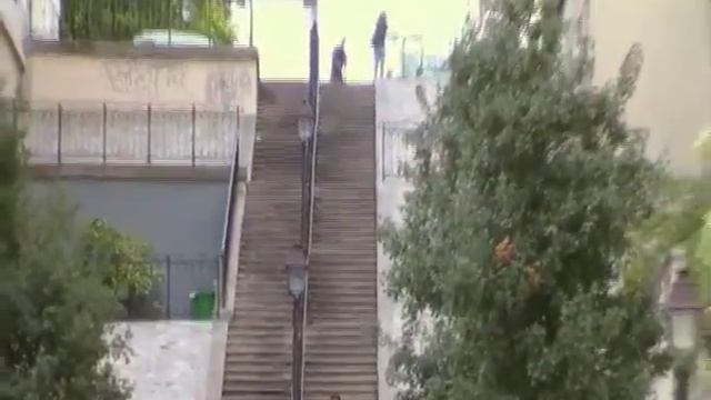 Монмартр в Париже смотреть онлайн